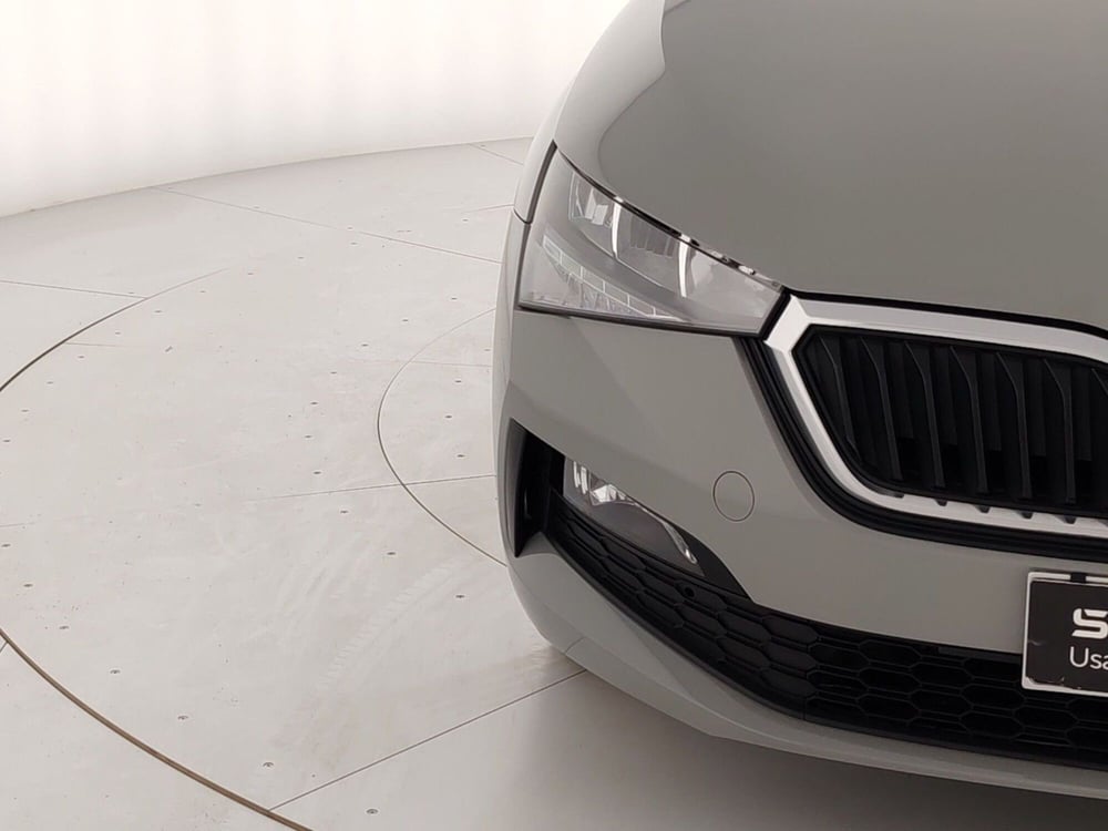 Skoda Scala usata a Massa-Carrara (5)