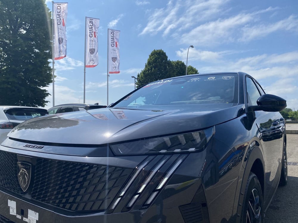 Peugeot 3008 nuova a Modena (8)