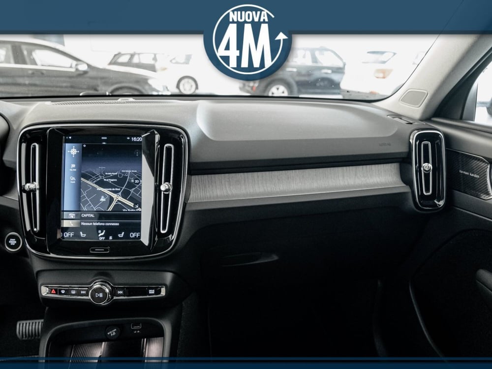 Volvo XC40 usata a Prato (11)