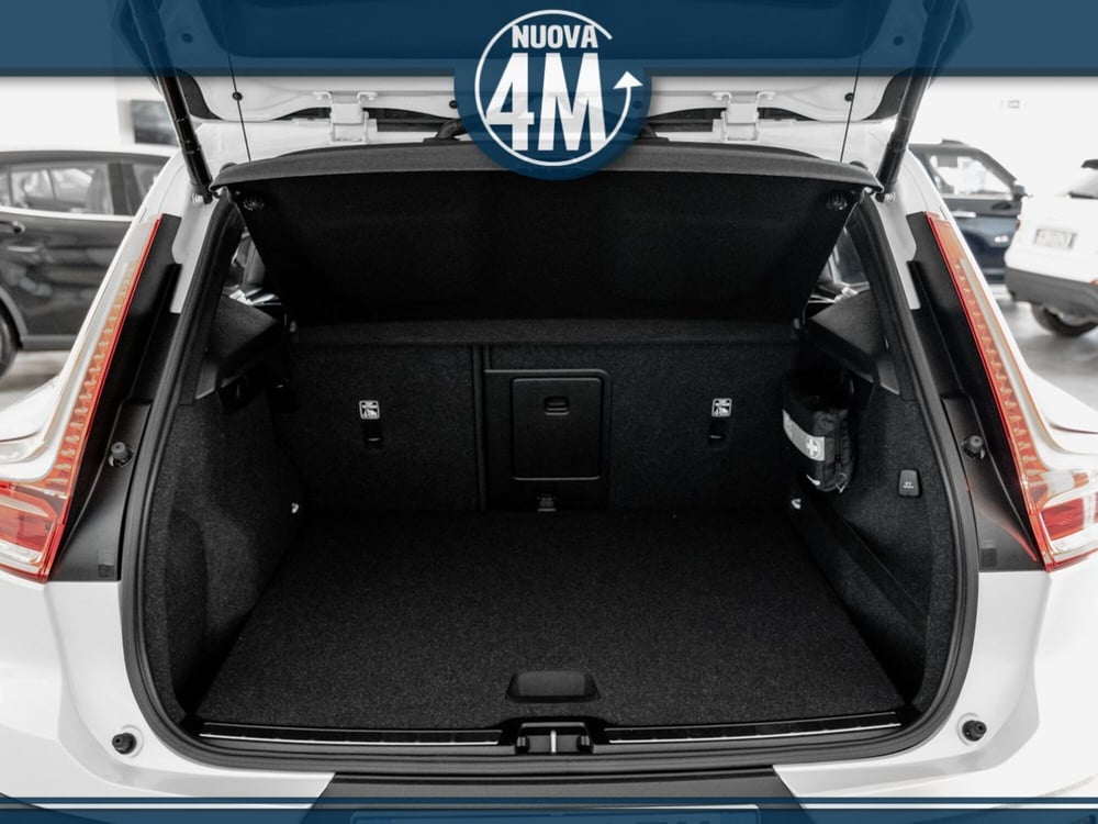Volvo XC40 usata a Prato (6)