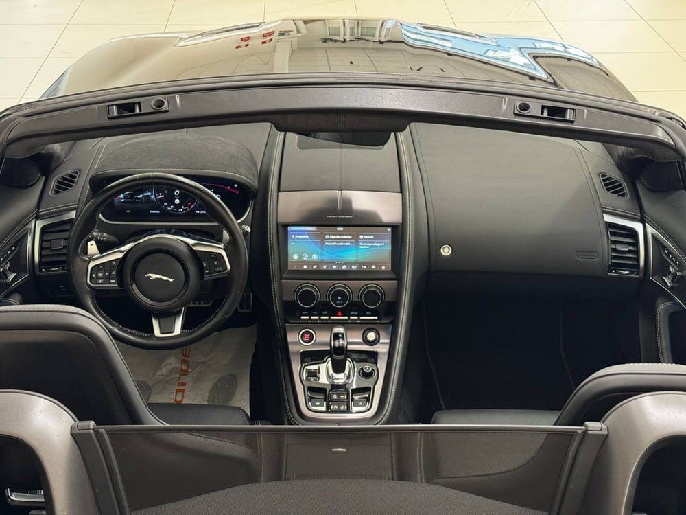 Jaguar F-Type Cabrio usata a Savona (4)