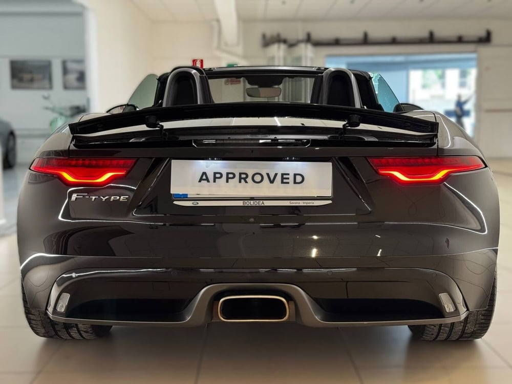 Jaguar F-Type Cabrio usata a Savona (7)