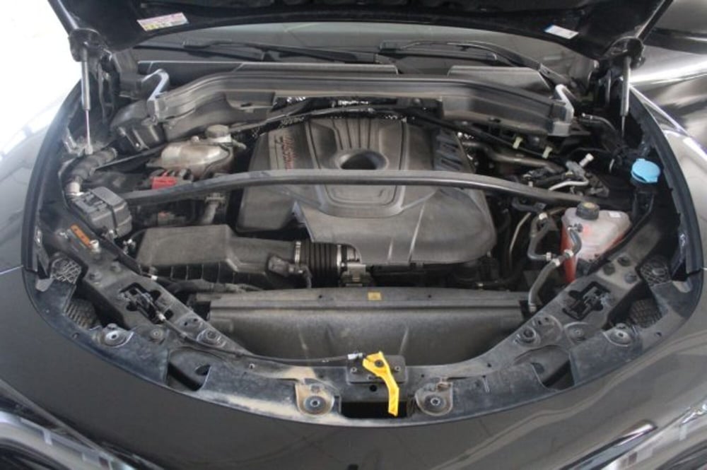 Alfa Romeo Stelvio usata a Terni (20)