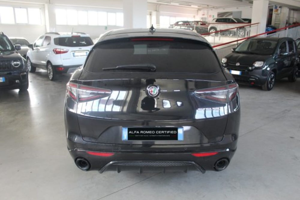 Alfa Romeo Stelvio usata a Terni (5)