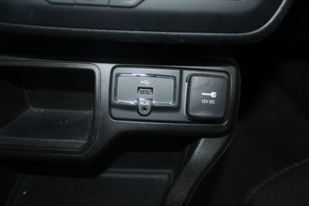 Jeep Renegade usata a Terni (14)