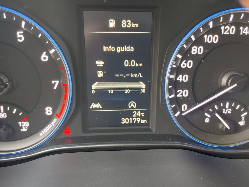 Hyundai Kona usata a Vercelli (17)