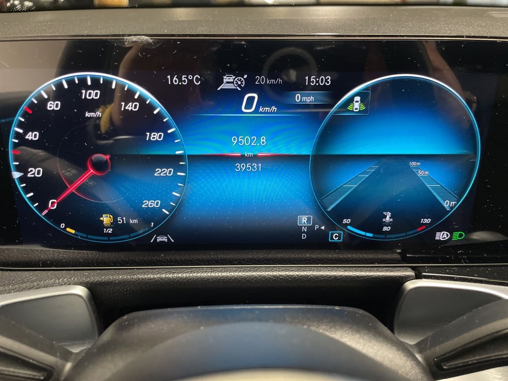 Mercedes-Benz GLB usata a Varese (18)