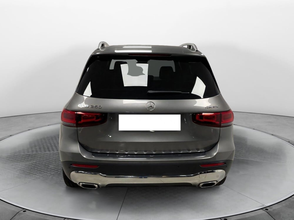 Mercedes-Benz GLB usata a Varese (5)