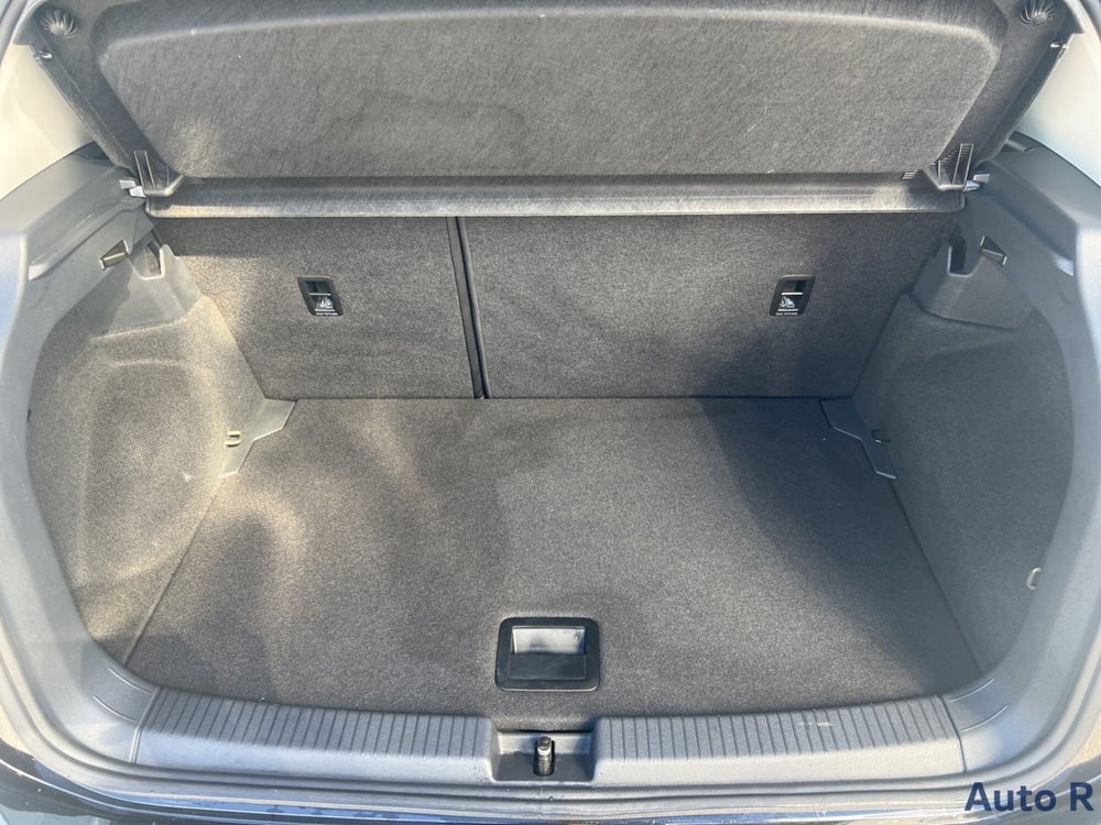 Volkswagen T-Cross usata a Potenza (8)