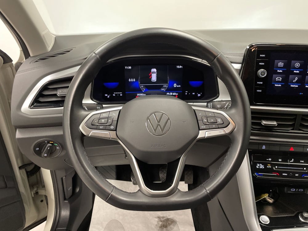 Volkswagen T-Roc usata a Varese (17)