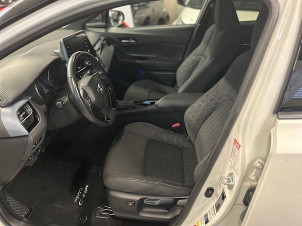 Toyota Toyota C-HR usata a Bergamo (12)