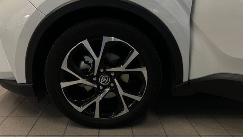 Toyota Toyota C-HR usata a Bergamo (14)