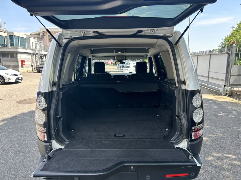 Land Rover Discovery usata a Bergamo (15)