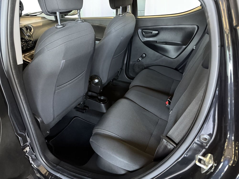 Lancia Ypsilon usata a Monza e Brianza (13)