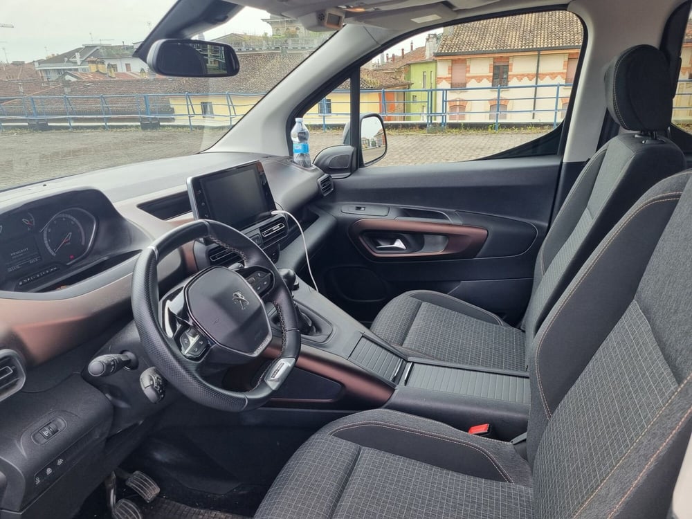 Peugeot Rifter usata a Cremona (9)