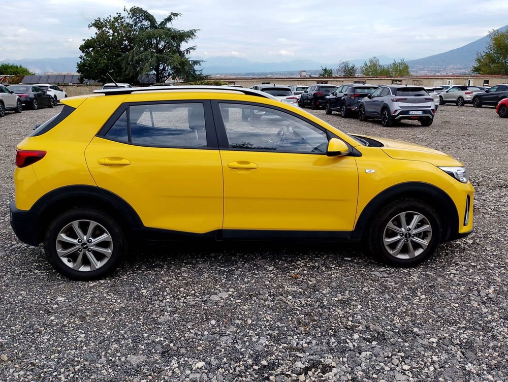 Kia Stonic usata a Salerno (9)
