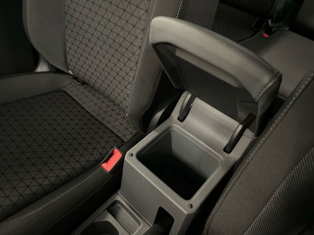 Volkswagen T-Cross usata a Pistoia (18)