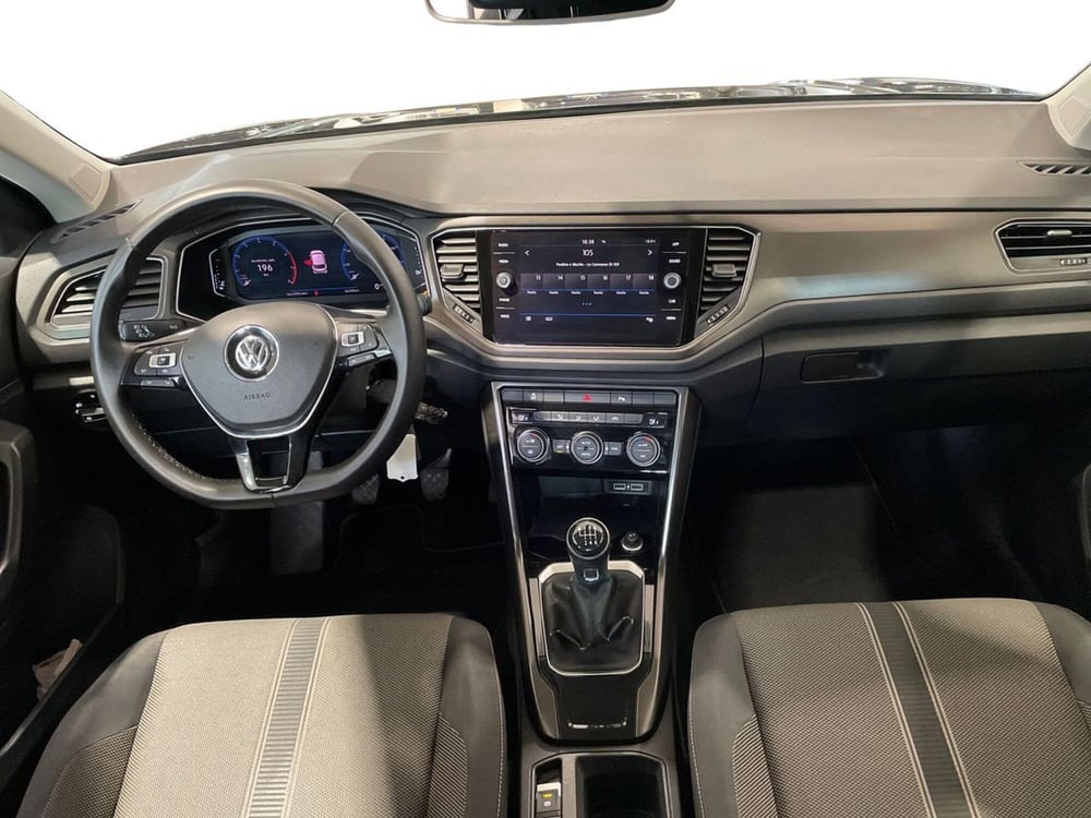 Volkswagen T-Roc usata a Pistoia (7)
