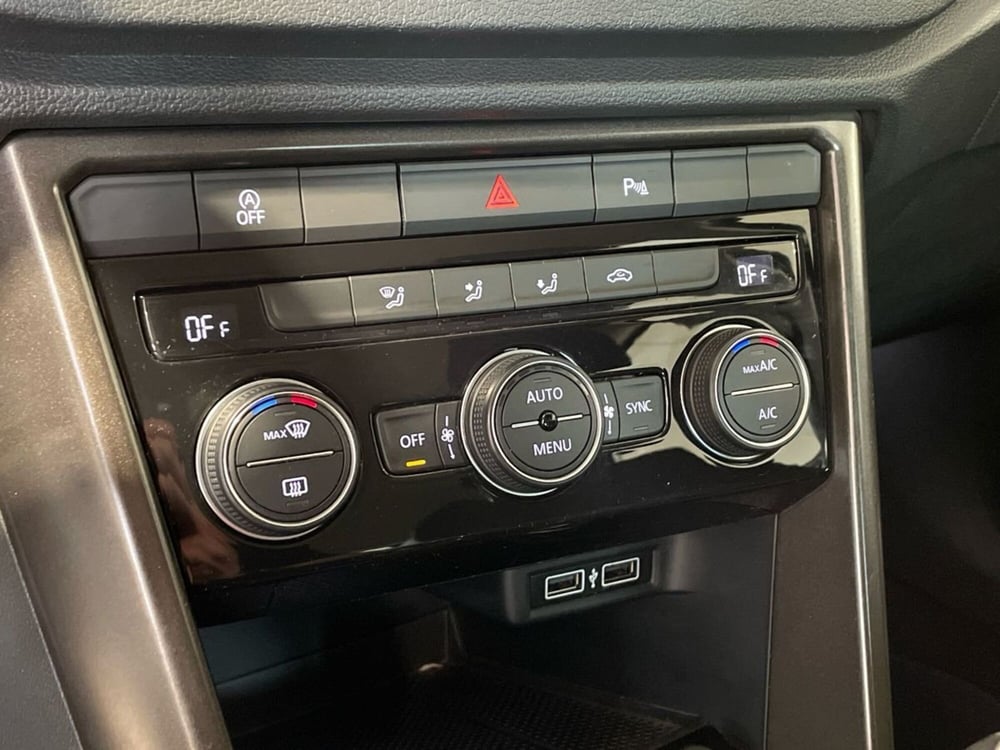 Volkswagen T-Roc usata a Pistoia (10)