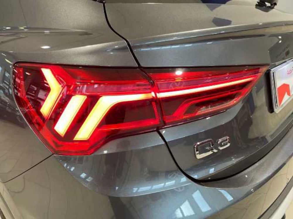 Audi Q3 Sportback usata a Prato (10)