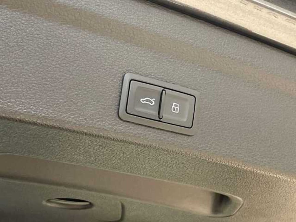 Audi Q3 Sportback usata a Prato (16)
