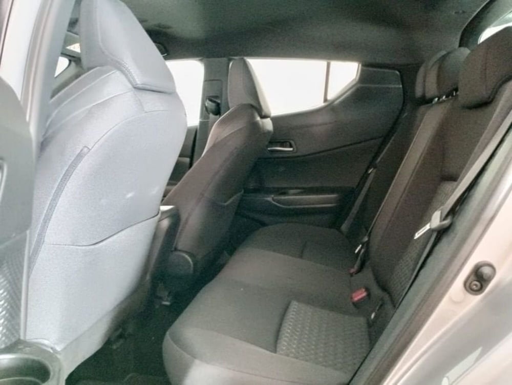 Toyota Toyota C-HR usata a Vicenza (8)