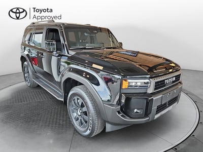 Toyota Land Cruiser 2.8 d-4d Adventure awd auto nuova a Torri di Quartesolo