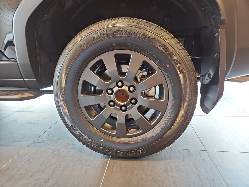 Toyota Land Cruiser nuova a Vicenza (5)