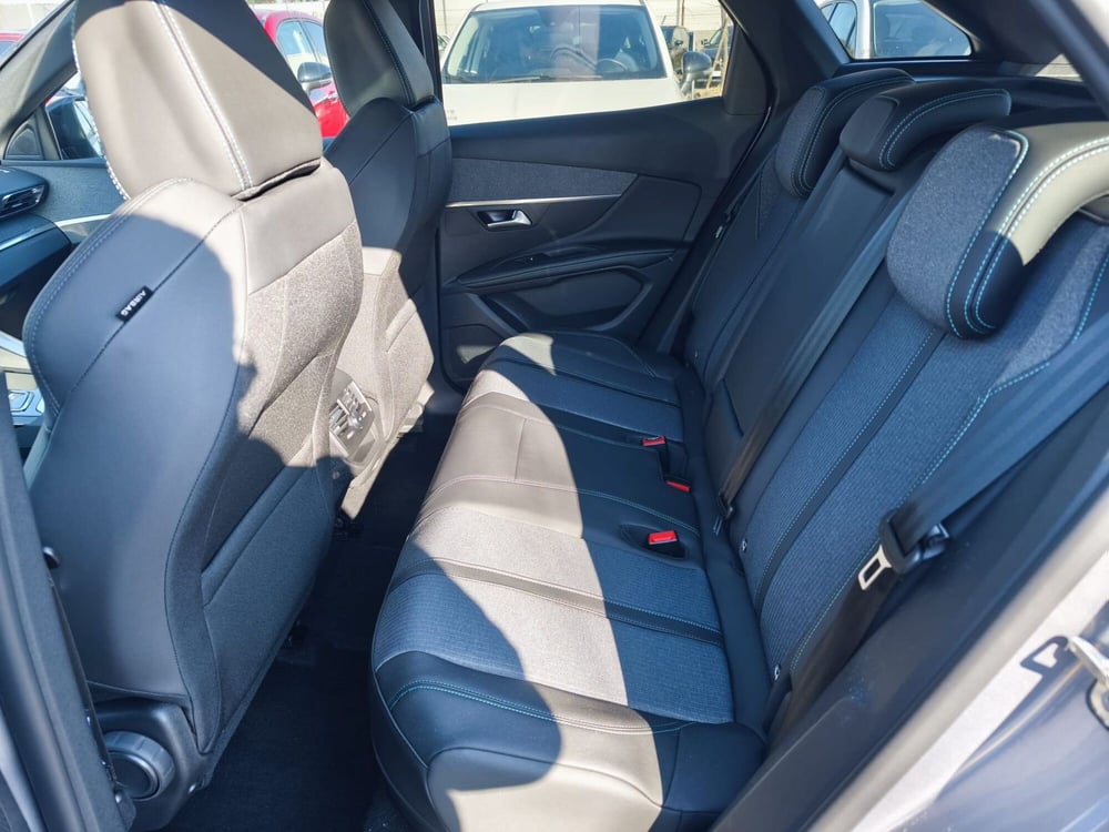 Peugeot 3008 nuova a Frosinone (16)