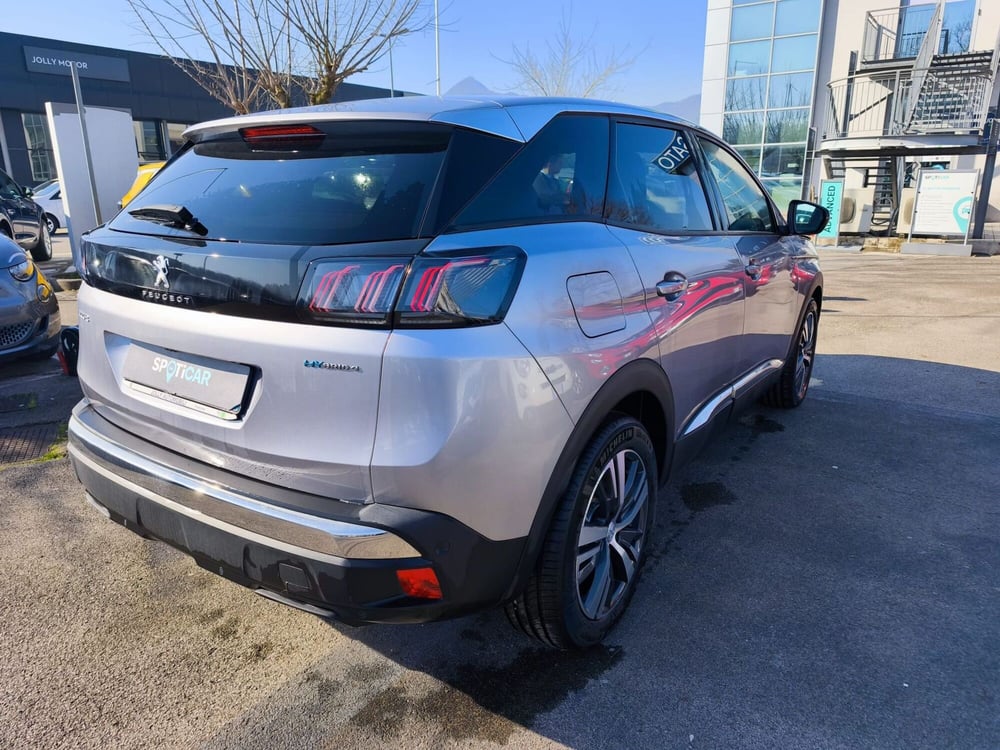 Peugeot 3008 nuova a Frosinone (8)