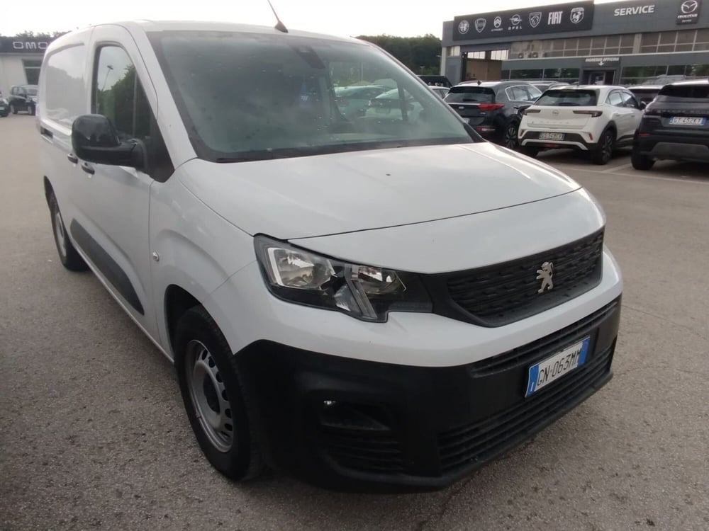 Peugeot e-Partner Furgone usata a Frosinone (3)