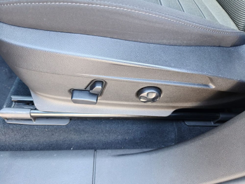 Alfa Romeo Stelvio usata a L'Aquila (12)