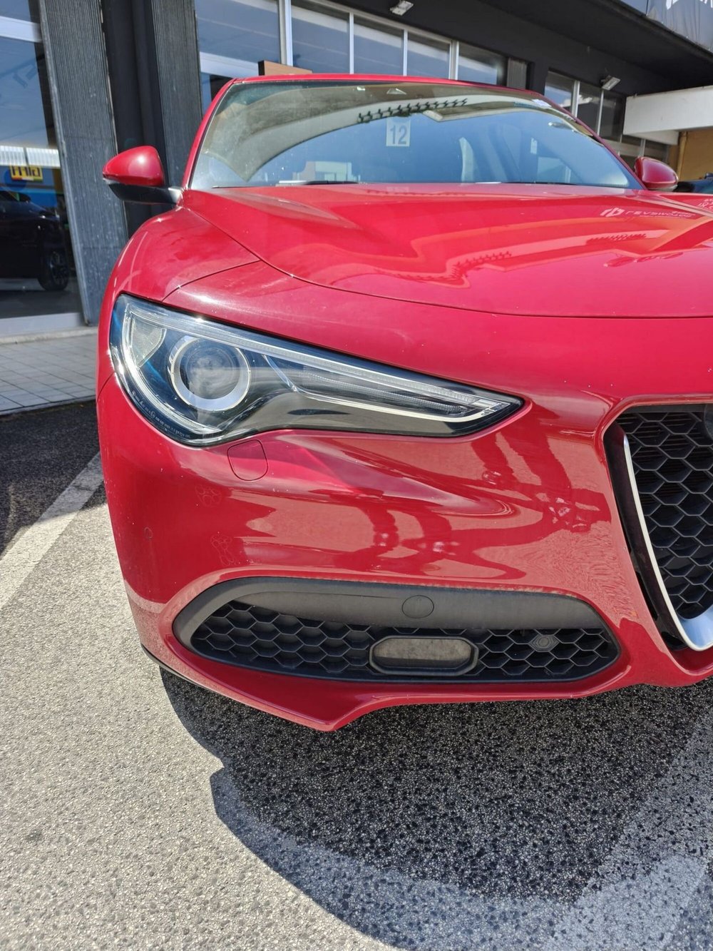 Alfa Romeo Stelvio usata a L'Aquila (8)