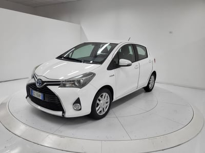 Toyota Yaris 1.5 Hybrid 5 porte Active del 2015 usata a Catanzaro
