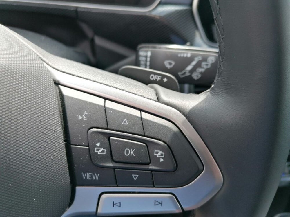 Volkswagen T-Cross usata a Milano (17)
