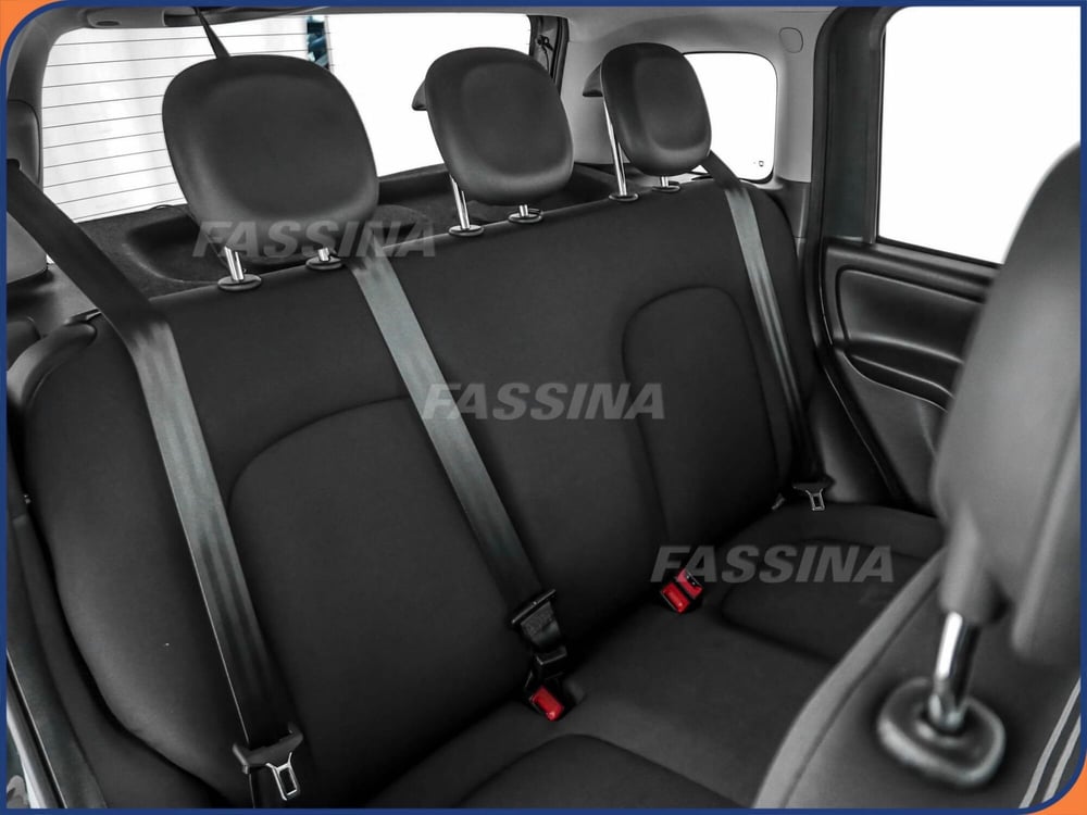 Fiat Panda Cross usata a Milano (11)