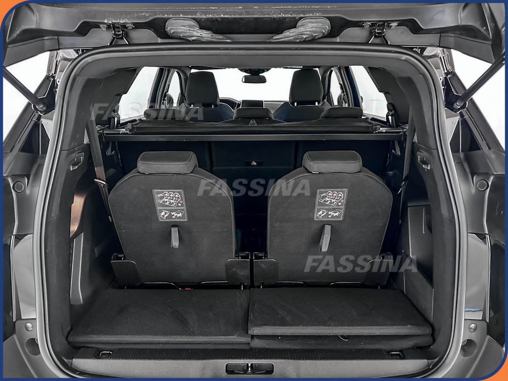 Peugeot 5008 usata a Milano (12)