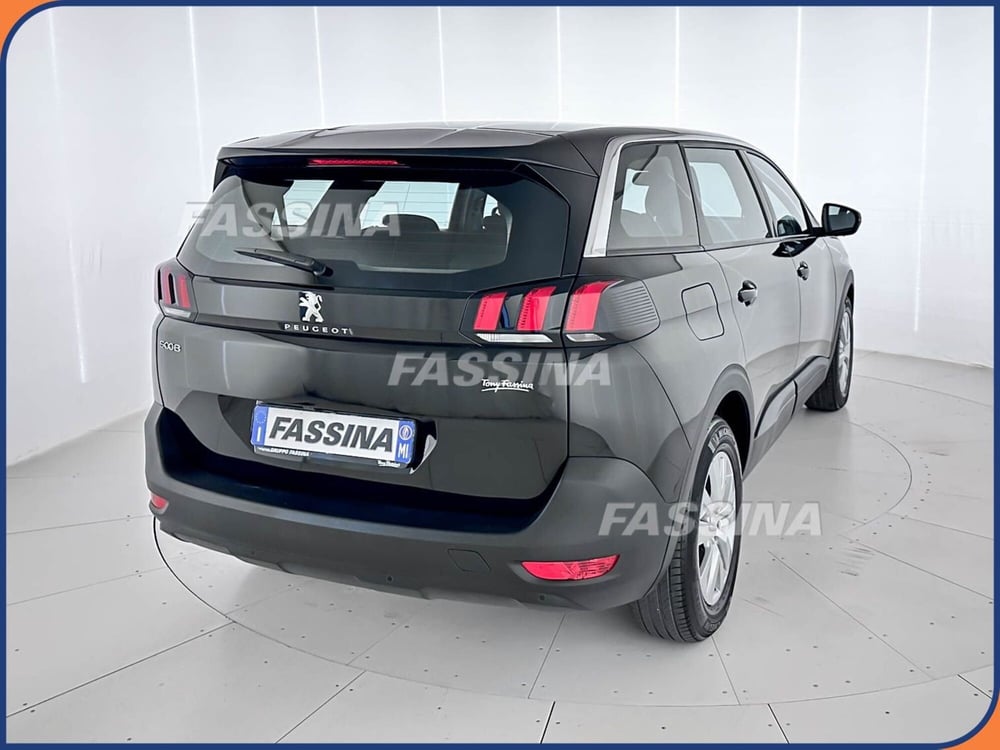 Peugeot 5008 usata a Milano (6)