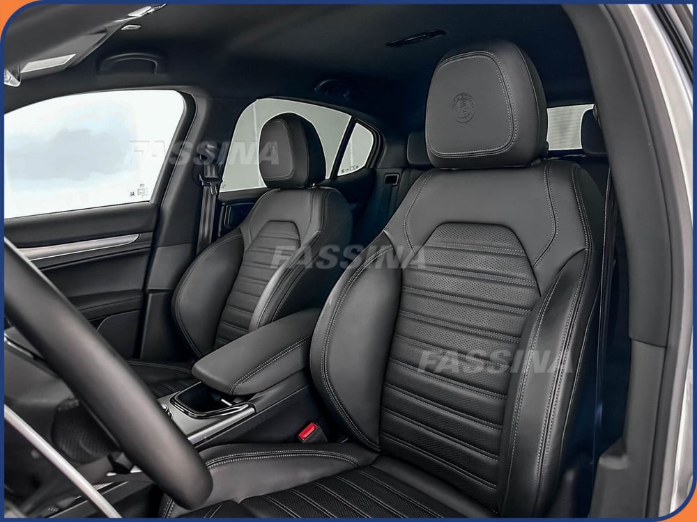 Alfa Romeo Stelvio usata a Milano (8)