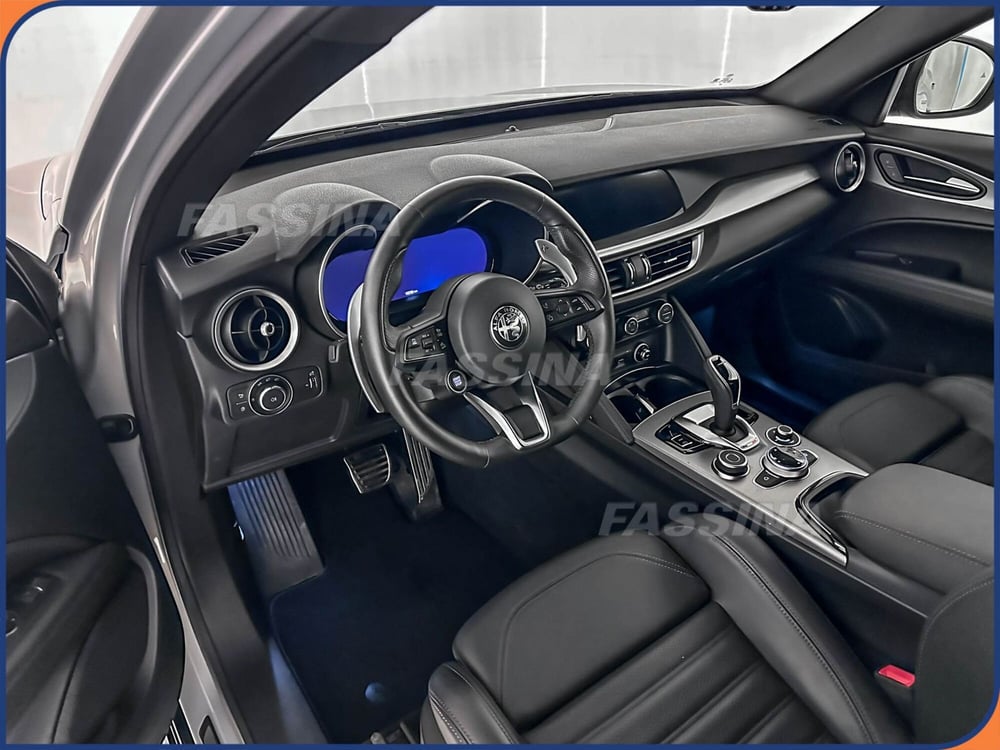 Alfa Romeo Stelvio usata a Milano (9)