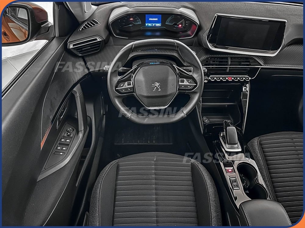 Peugeot 2008 usata a Milano (10)