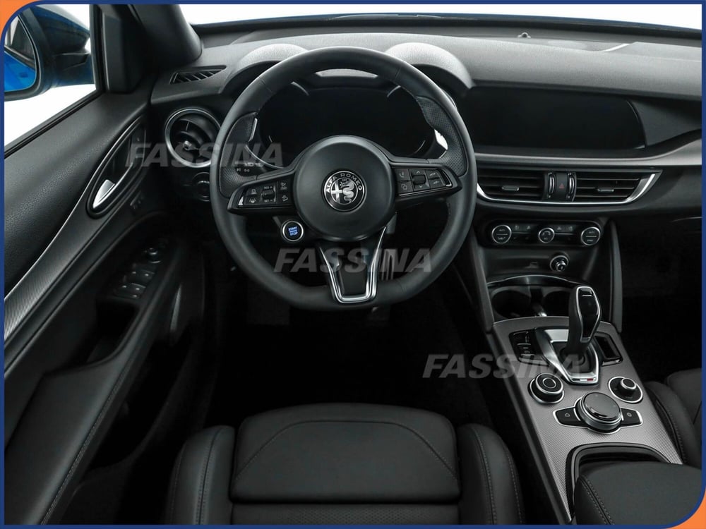 Alfa Romeo Stelvio usata a Milano (10)