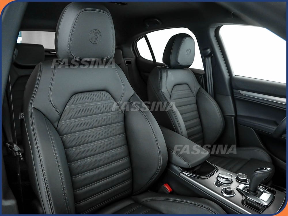 Alfa Romeo Stelvio usata a Milano (13)