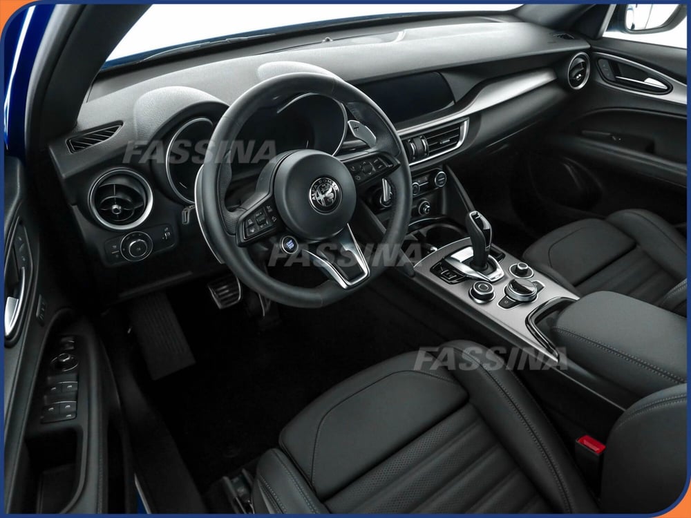 Alfa Romeo Stelvio usata a Milano (9)