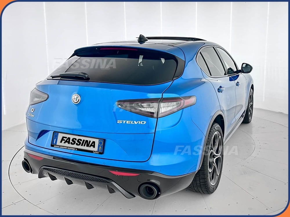 Alfa Romeo Stelvio usata a Milano (6)