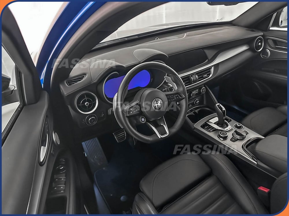 Alfa Romeo Stelvio usata a Milano (9)