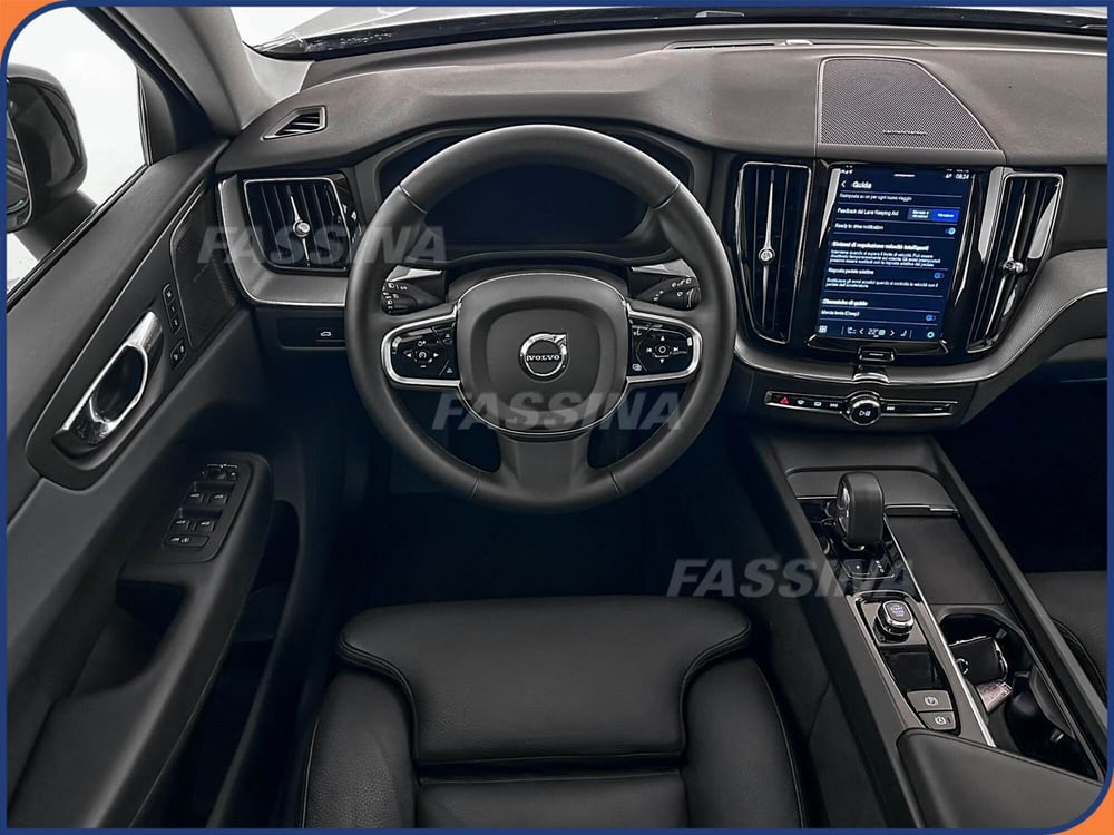 Volvo XC60 usata a Milano (10)