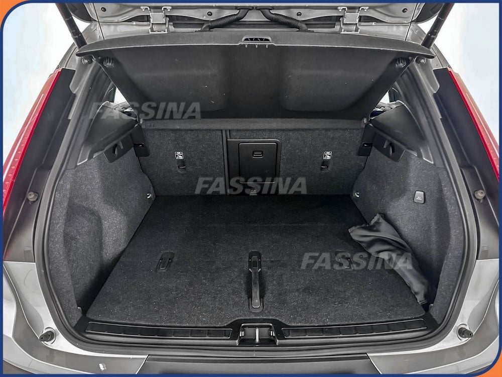 Volvo XC40 usata a Milano (12)