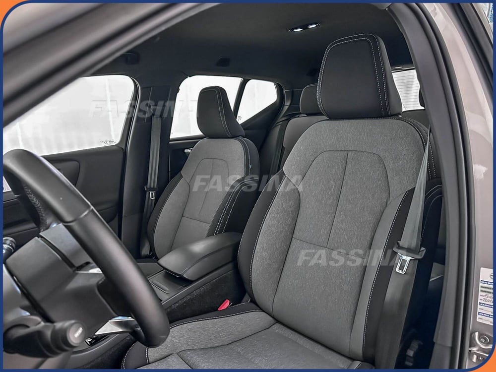 Volvo XC40 usata a Milano (8)