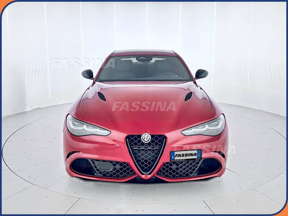 Alfa Romeo Giulia nuova a Milano (2)
